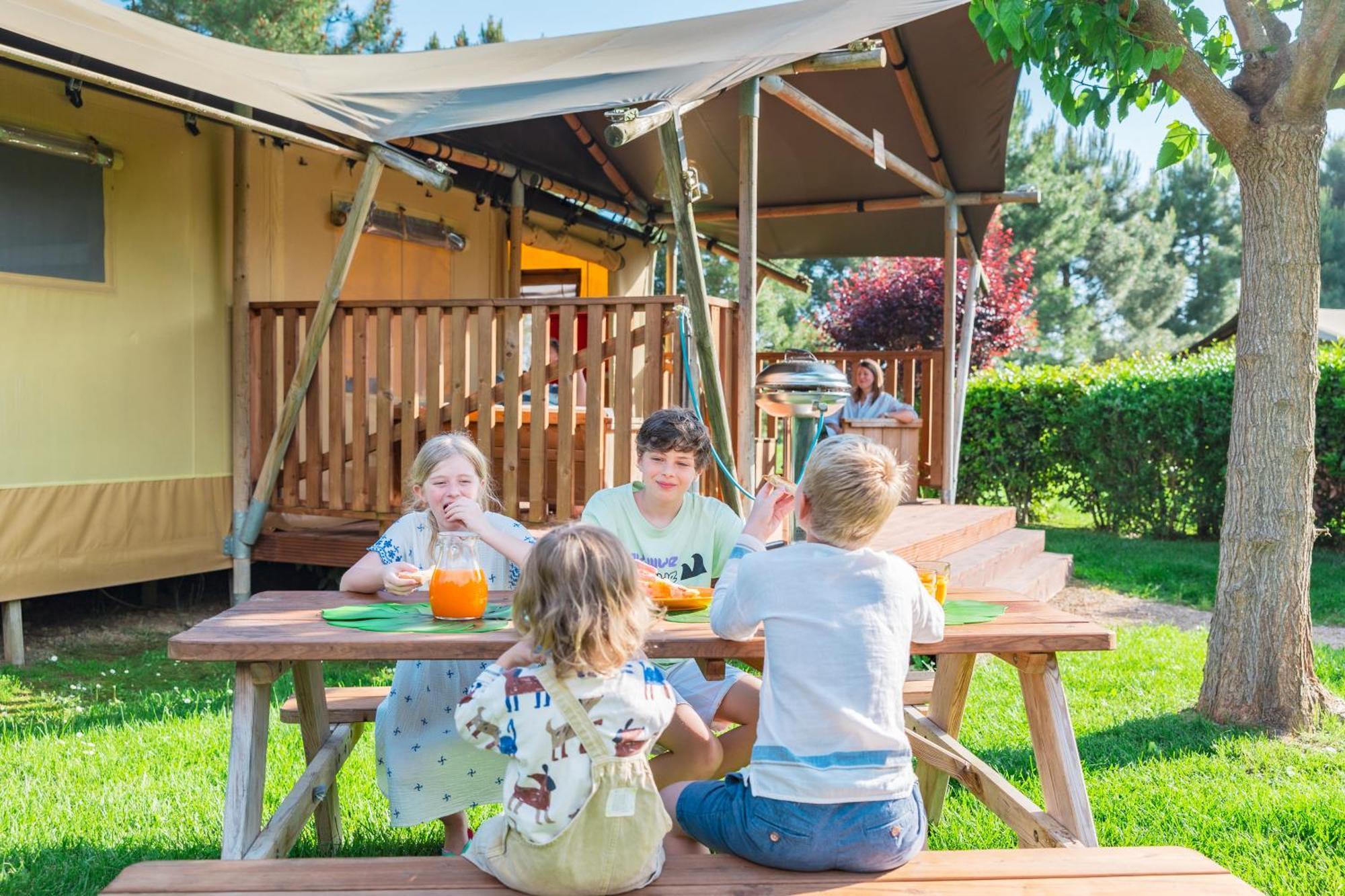 Camping Village Le Capanne Bibbona Zewnętrze zdjęcie